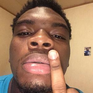 Meet your Posher, Leon